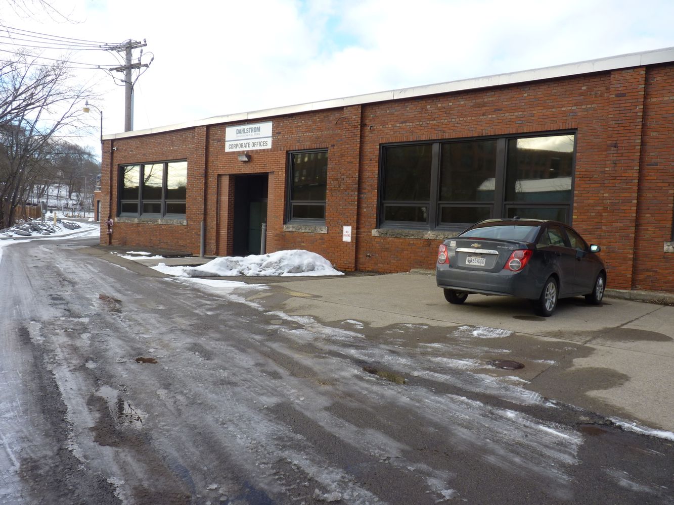 42 Chandler St, Jamestown, NY 14701